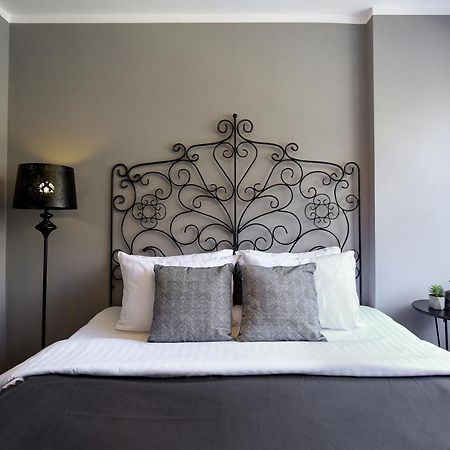 بوخارست Captivating Old Town Apartment المظهر الخارجي الصورة