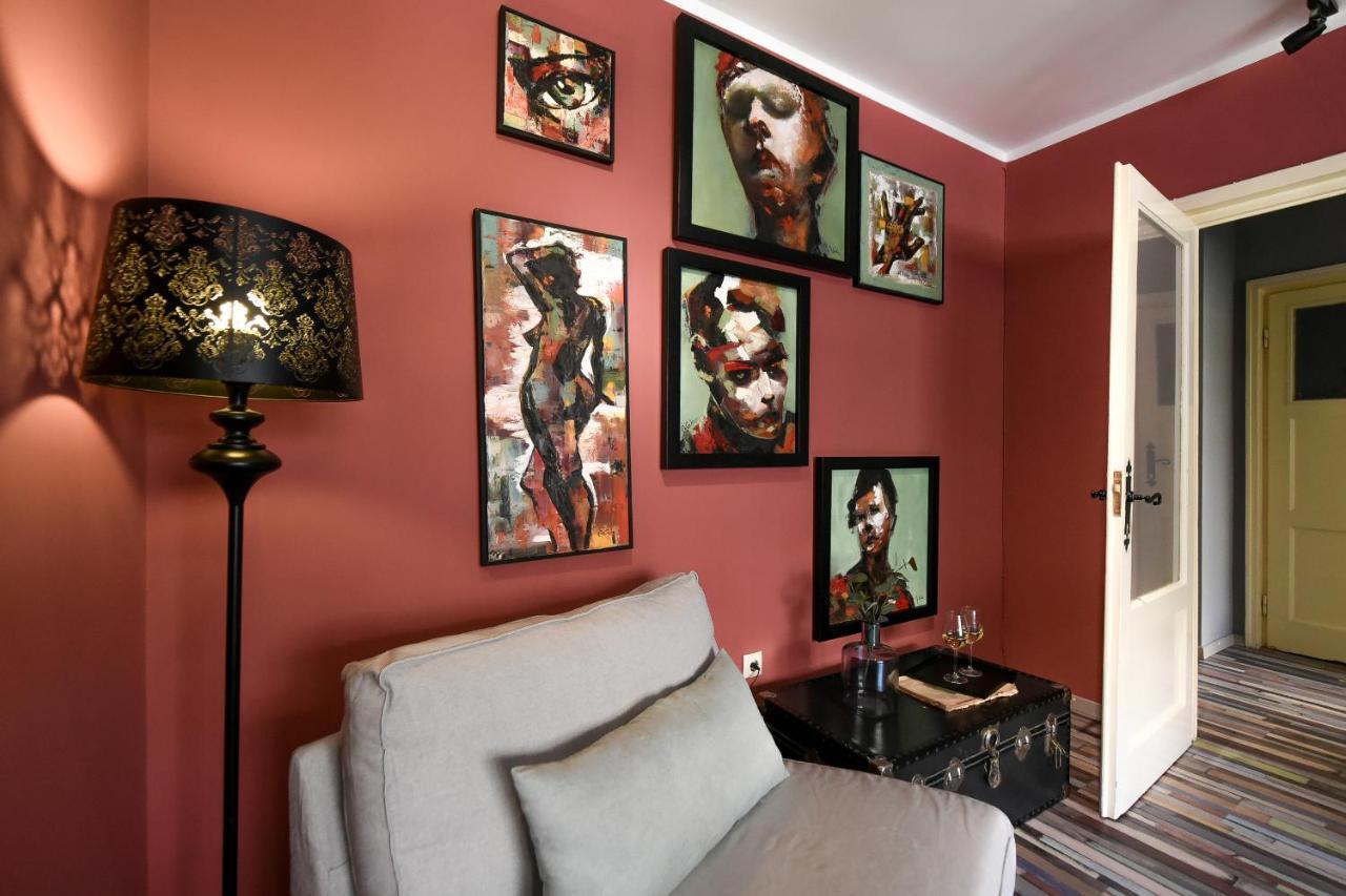 بوخارست Captivating Old Town Apartment المظهر الخارجي الصورة