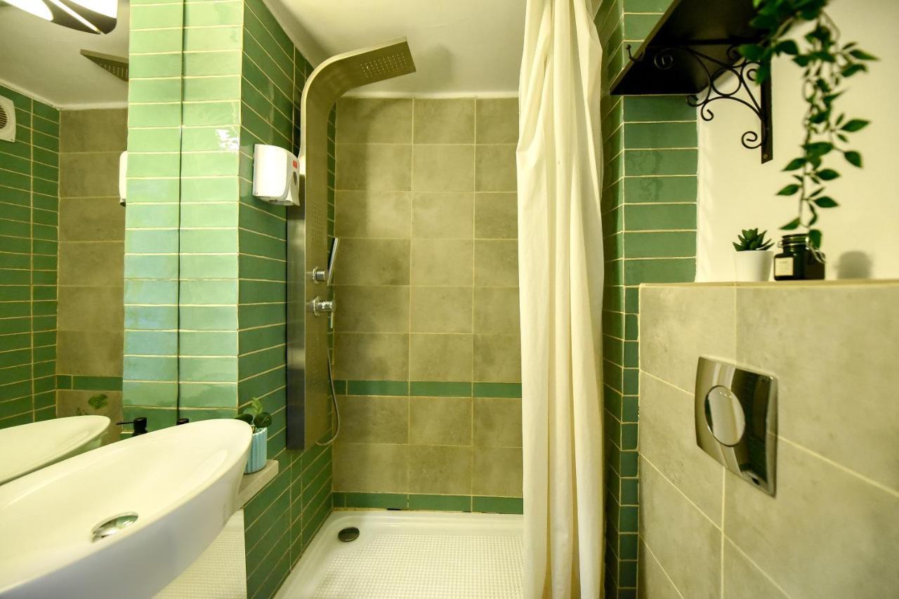 بوخارست Captivating Old Town Apartment المظهر الخارجي الصورة