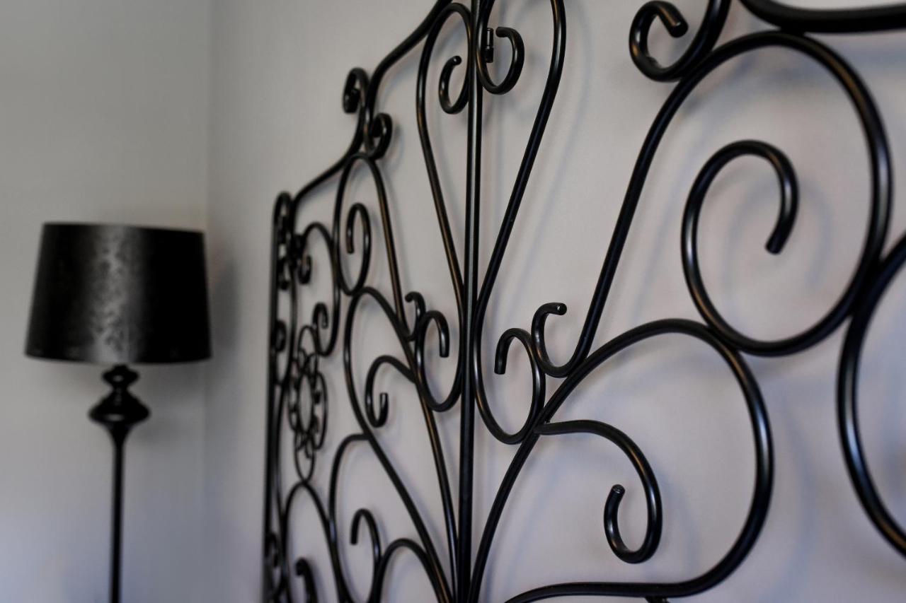 بوخارست Captivating Old Town Apartment المظهر الخارجي الصورة